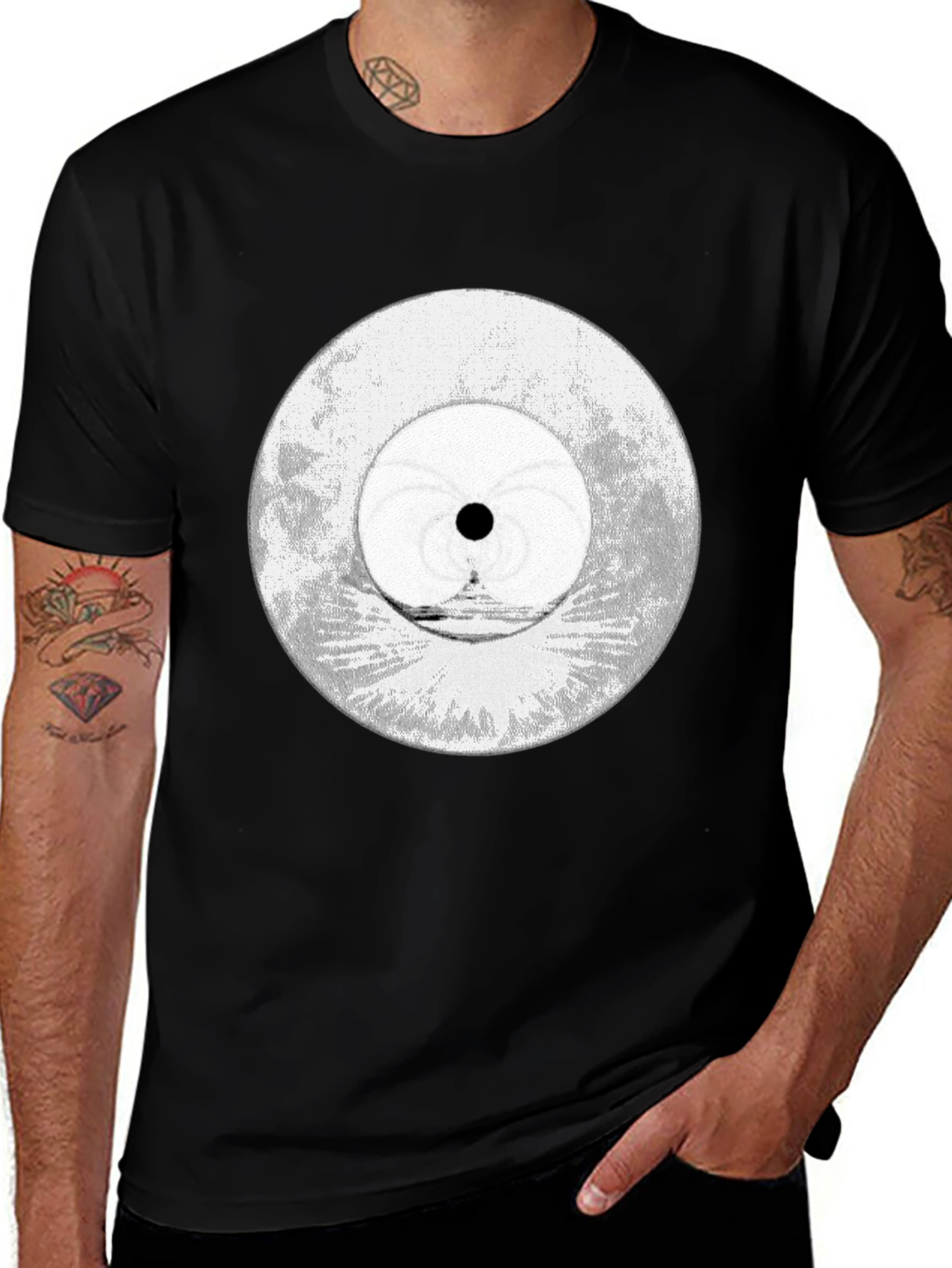 Abstract Eye Graphic Tee - Black Cotton Blend