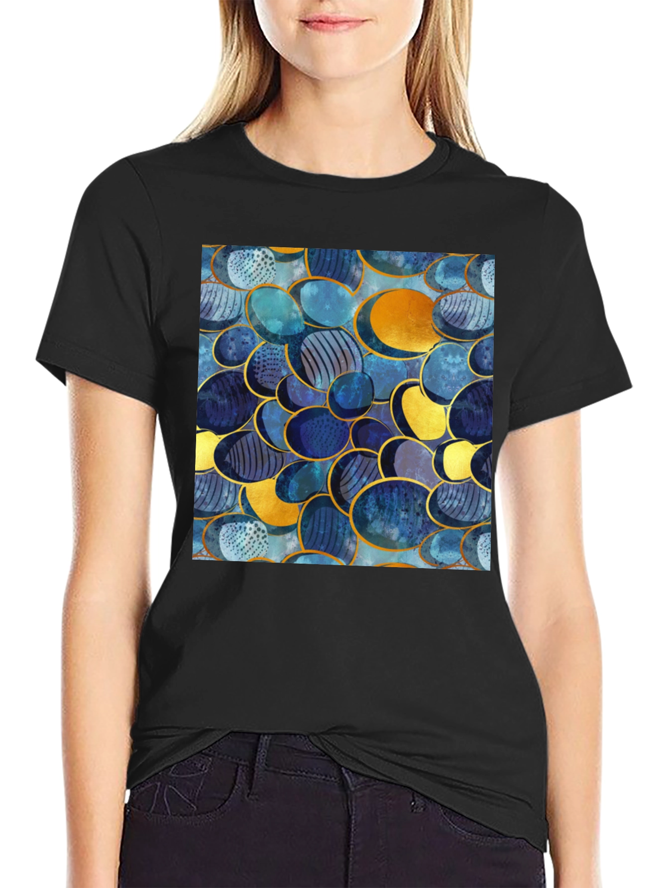 Abstract Oval Design Black T-Shirt