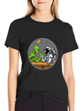 Alien vs Astronaut Arm Wrestle Black T-Shirt