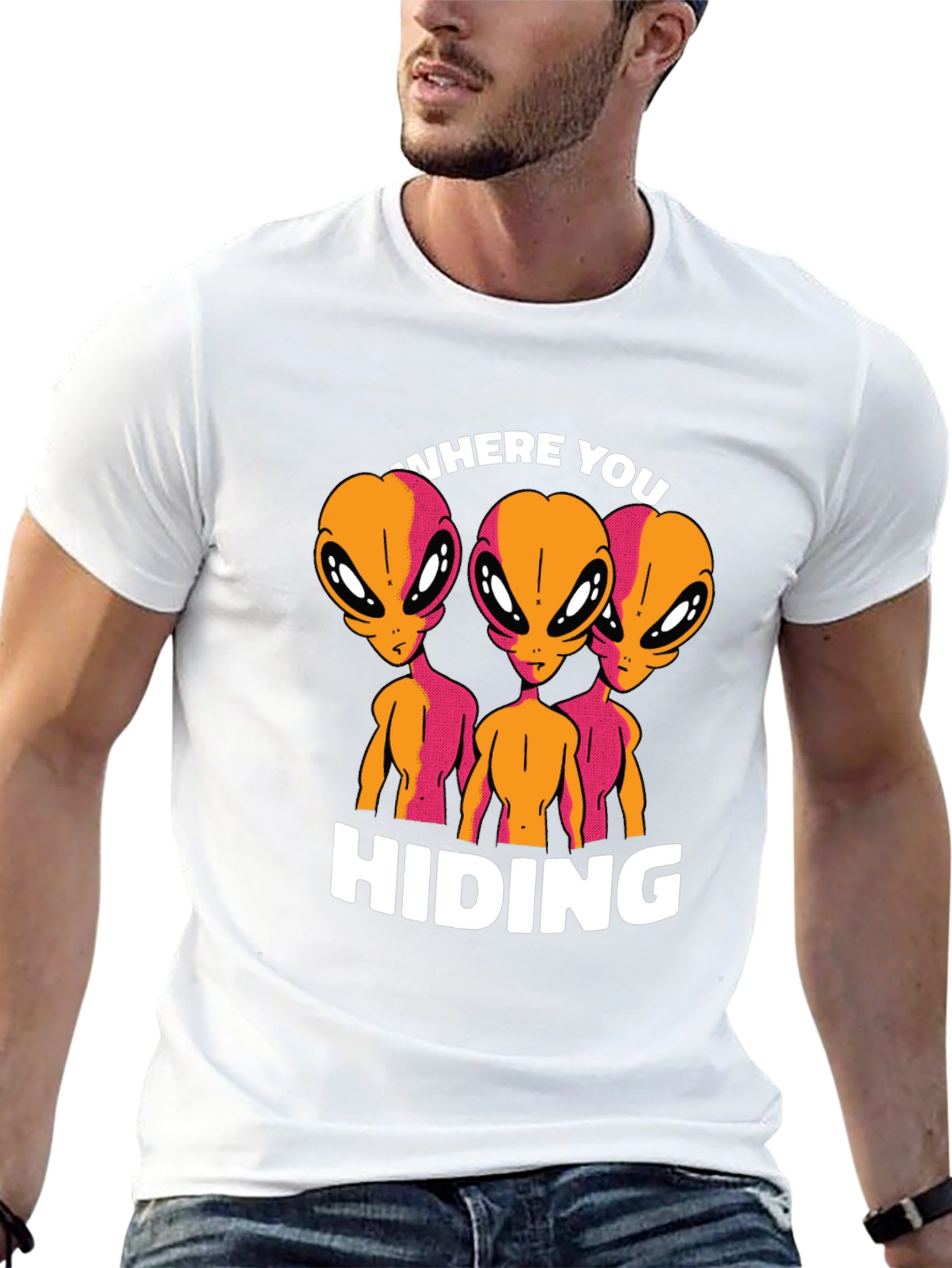 Alien Where You Hiding Graphic T-Shirt