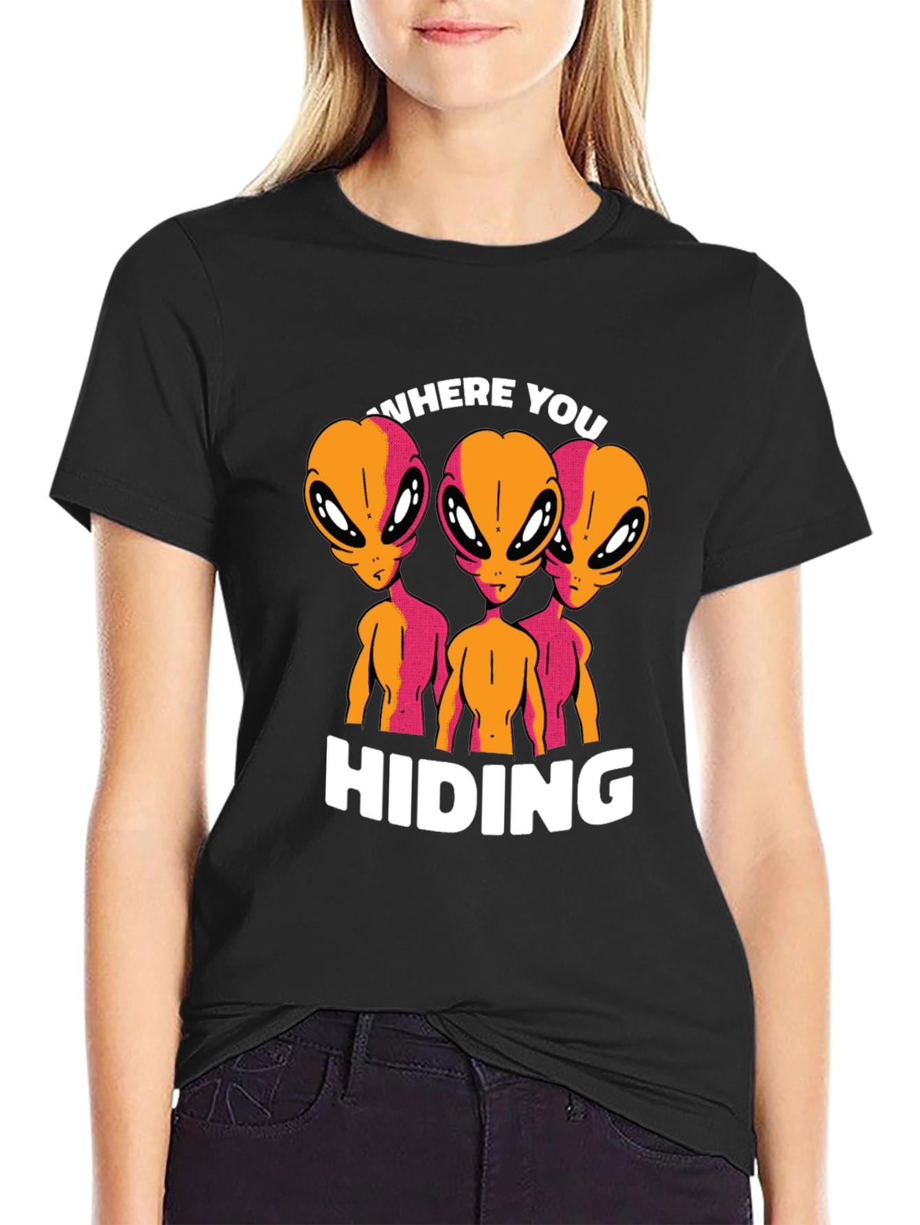 Alien Where You Hiding Graphic T-Shirt