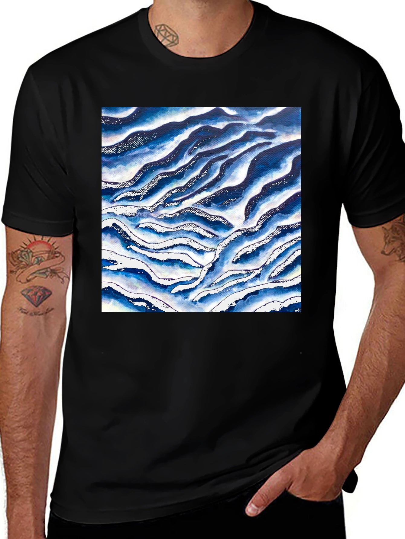 Abstract Wave Print Tee - Stylish Casual Wear