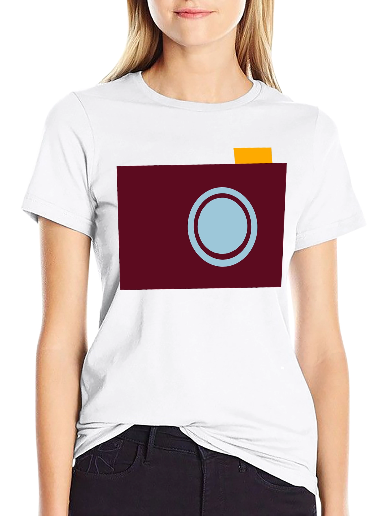 Retro Camera Graphic Tee - Stylish Black T-Shirt