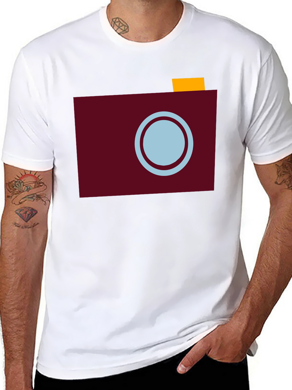 Retro Camera Graphic Tee - Stylish Black T-Shirt