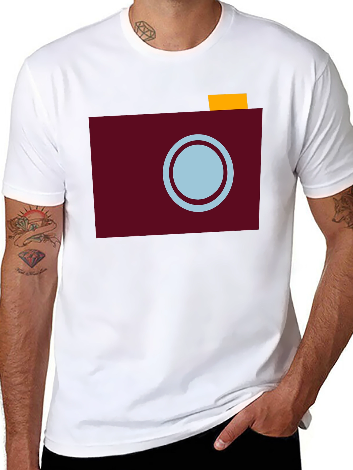 Retro Camera Graphic Tee - Stylish Black T-Shirt