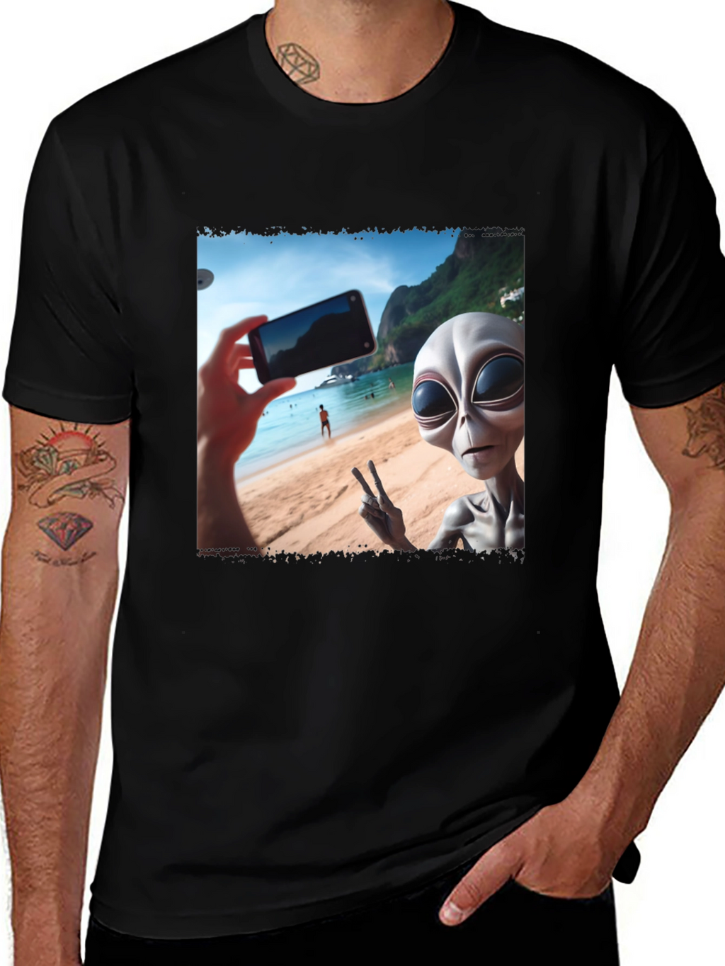 Alien Selfie T-Shirt - Beach Vacation