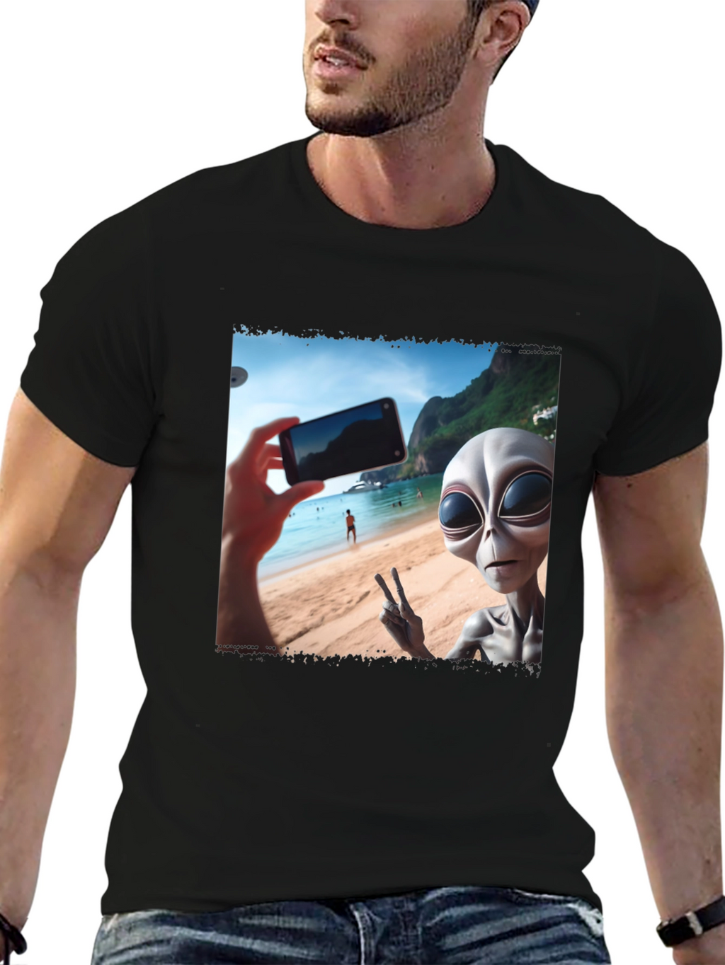 Alien Selfie T-Shirt - Beach Vacation