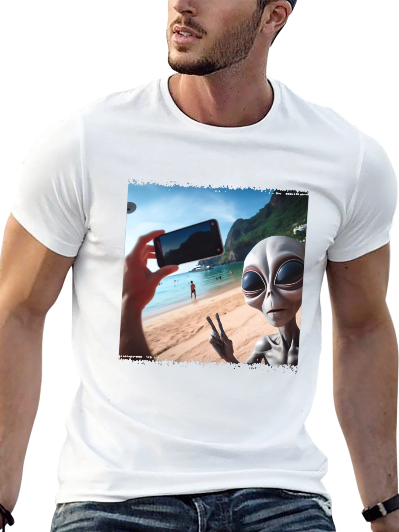 Alien Selfie T-Shirt - Beach Vacation
