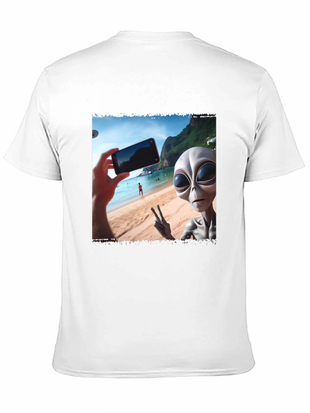 Alien Selfie T-Shirt - Beach Vacation