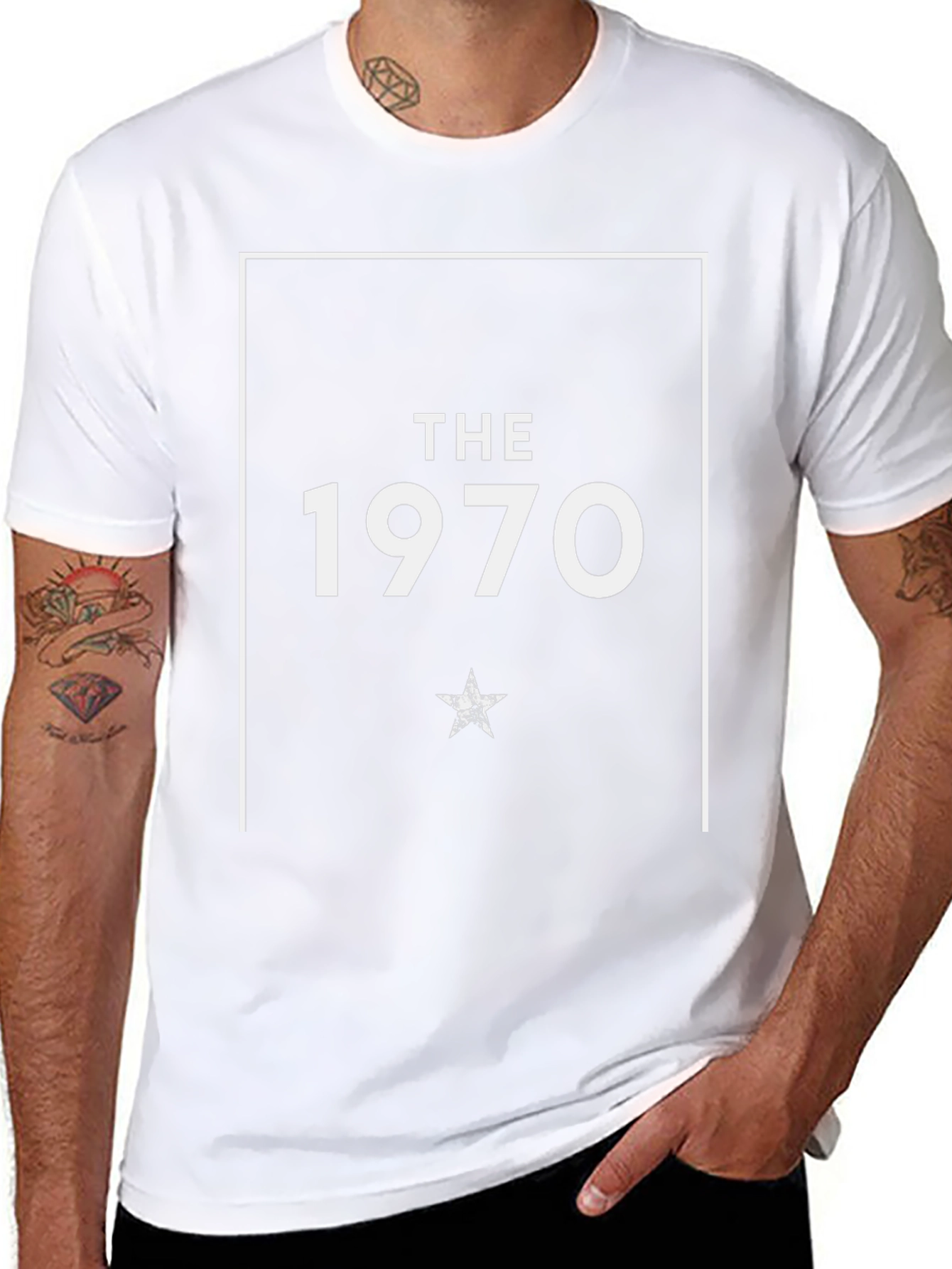 The 1970 Graphic Print Black Tee