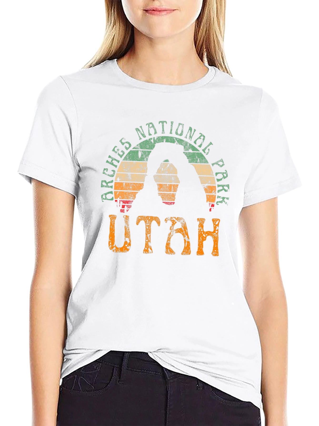 Arches National Park Utah Retro T-Shirt