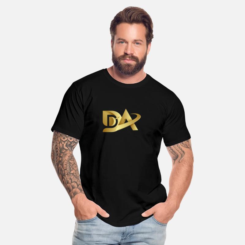 DA